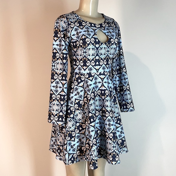 Kaeli Smith Long Sleeve Print Dress Blue XS - Picture 5 of 7